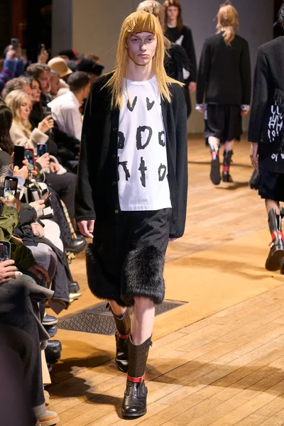Look 36